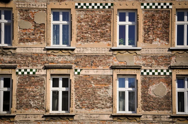 Old windows in the jewish quarter in krakov, poland, europe — Stock Photo, Image