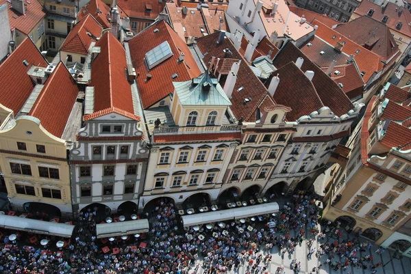 Praga, capital de la checa repulic, con sus palacios, puentes y castillos — Foto de Stock