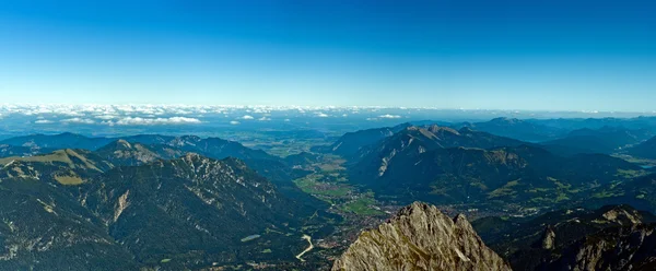 panoramik zugspitze Alman Avusturya yatılı