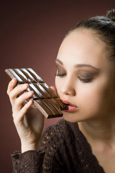 チョコレート大食い. — ストック写真