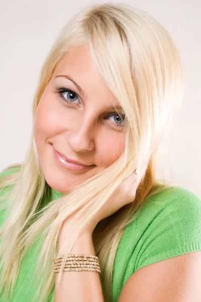 Portrait of beautiful young fit blonde. — Stock Photo, Image