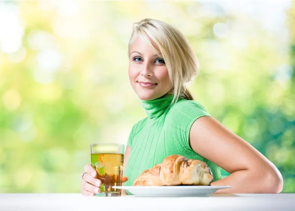 Fit young blond's breakfast. — Stock Photo, Image