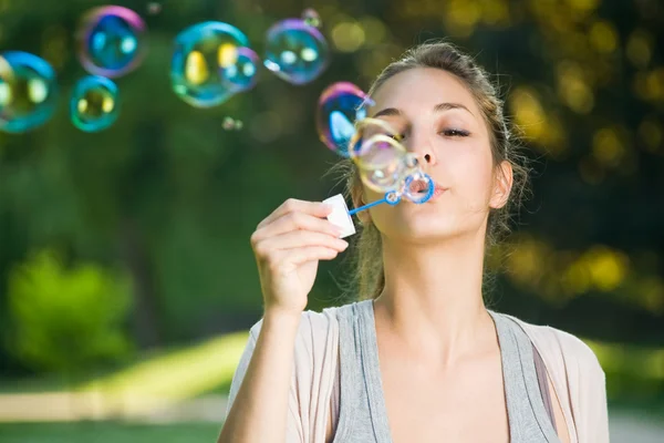 Fácil como soplar burbujas . — Foto de Stock