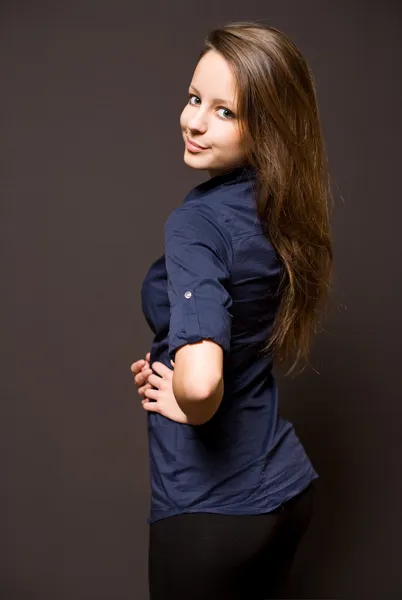 Roztomilá mladá brunetka — Stock fotografie