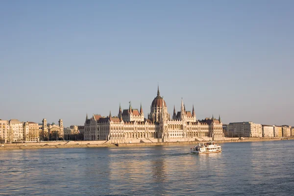 Det ungerska parlamentet. — Stockfoto