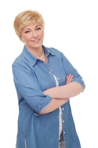 Porträt eines lächelnden Seniors im blauen Hemd — Stockfoto