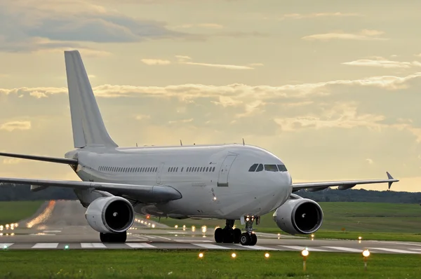 Samolotem biały — Zdjęcie stockowe