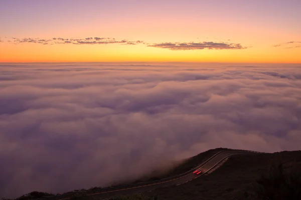 Захід сонця і туману Ліцензійні Стокові Зображення
