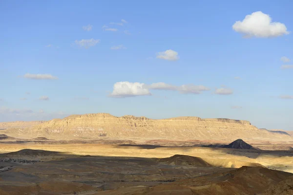 Кратер-Рамон в пустыне Негев . — стоковое фото