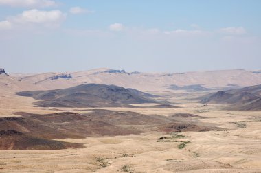Ramon negev Çölü'nde krater.