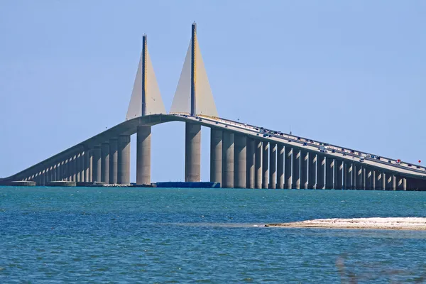 Stock image The Bob Graham Sunshine Skyway Bridge spanning Tampa Bay,connecting St.Petersburg and Terra Ceia,Florida.