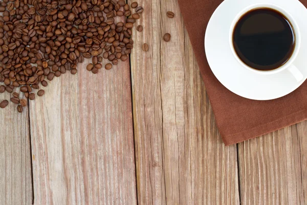 Koffie met koffiebonen — Stockfoto