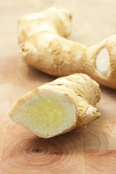 Fresh ginger root — Stock Photo, Image