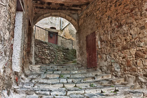 Antiguo callejón en Toscana —  Fotos de Stock
