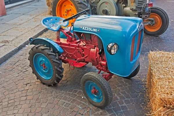 Régi olasz traktor — Stock Fotó