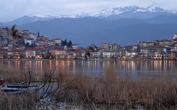 Cityscape of Kastoria town in Greece — Stock Photo, Image