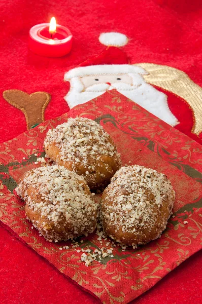 Honung cookies med valnötter — Stockfoto