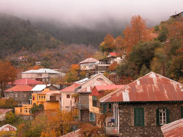 Гірському селі — стокове фото