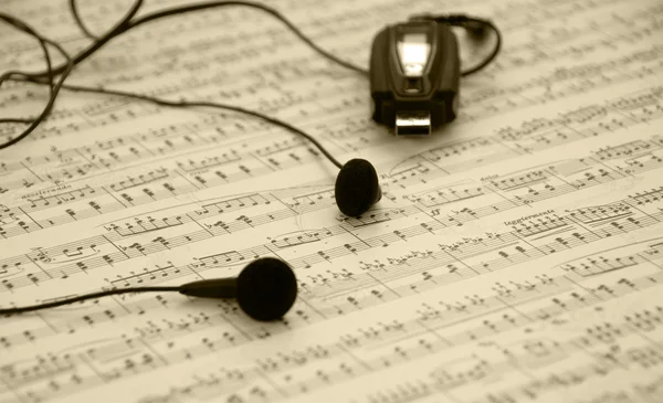 MP3 přehrávač a sluchátka — Stock fotografie