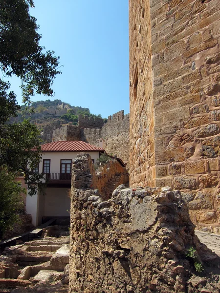 Murallas del castillo Alanya, Turquía — Foto de Stock