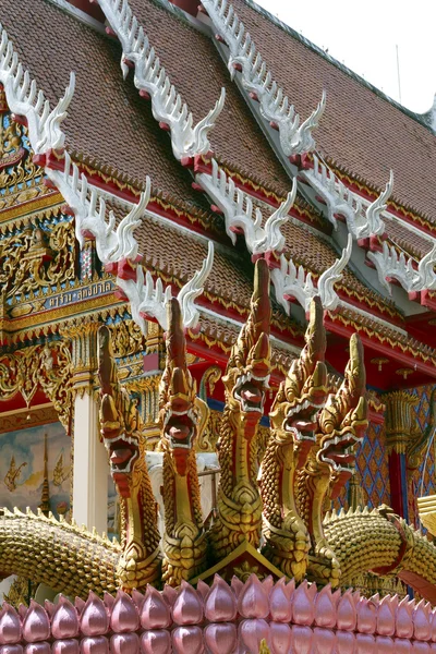 Naga en el templo (Wat), Tailandia — Foto de Stock