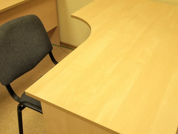 Tavolo e sedia — Foto Stock