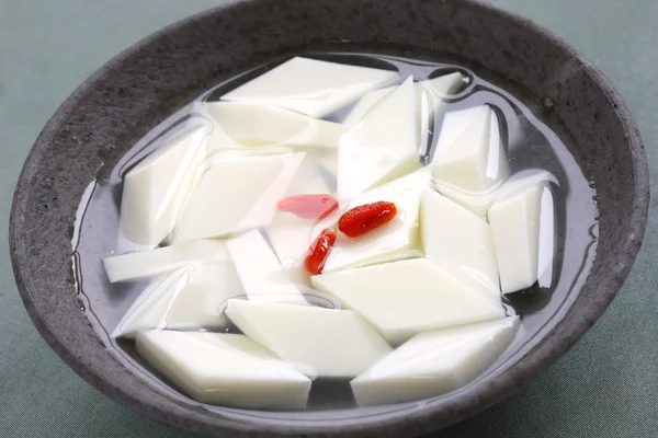 Миндальный тофу, миндальное желе, миндальный пудинг — стоковое фото