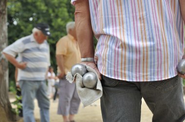 Jeu de boules oynuyorum.