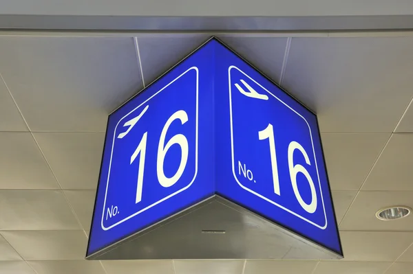 Puerta número 16 — Foto de Stock