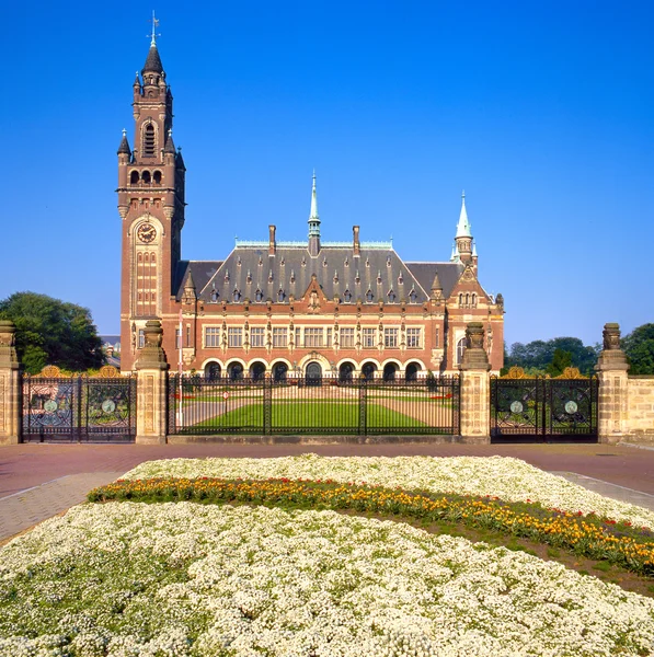 Organizace spojených národů paláci míru v Haagu, Nizozemsko — Stock fotografie