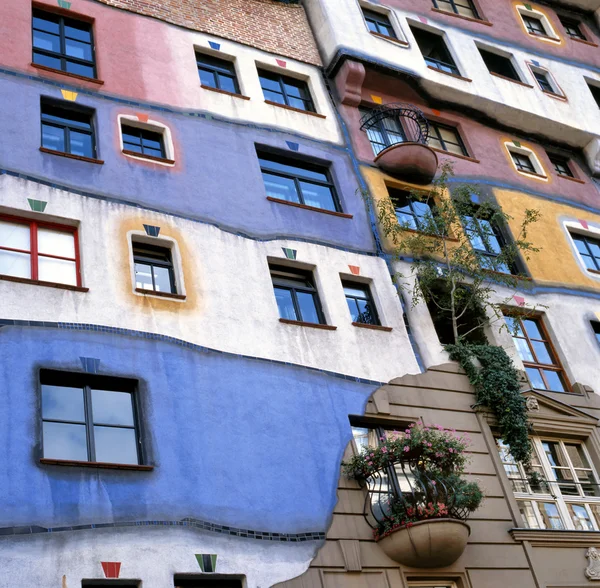 Hundertwasser haus Viyana