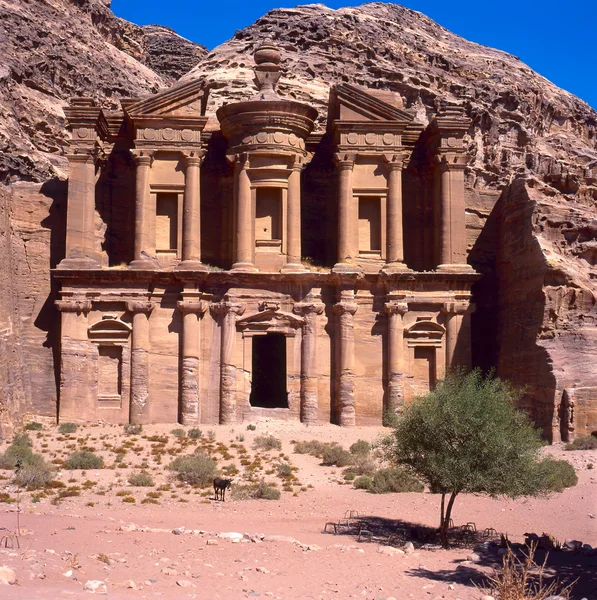 Ed Deir monastery in Petra — Stock Photo, Image