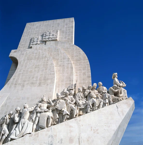 Памятник открытиям, Лиссабон — стоковое фото