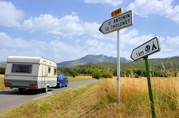 Caravan near a camping — Stock Photo, Image