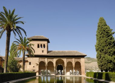 alhambra içinde küçük Saray
