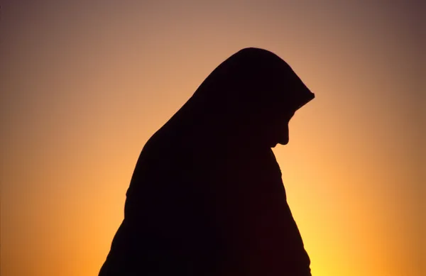 带面纱的阿拉伯女人 — 图库照片