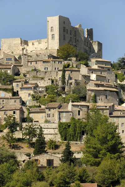 El antiguo pueblo de Lacoste, Francia — Foto de Stock