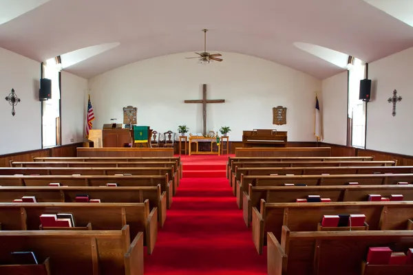 Wnętrze kościoła w kraju — Zdjęcie stockowe