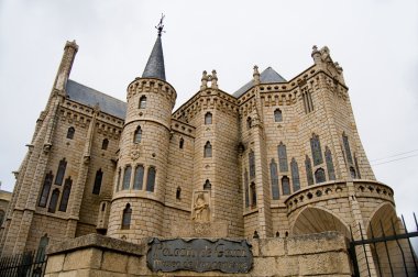 piskoposluk Sarayı astorga gaudi. İspanya