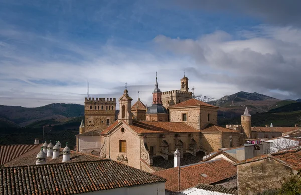 Βασιλική Μονή της santa maria de guadalupe. Caceres, Ισπανία — Φωτογραφία Αρχείου