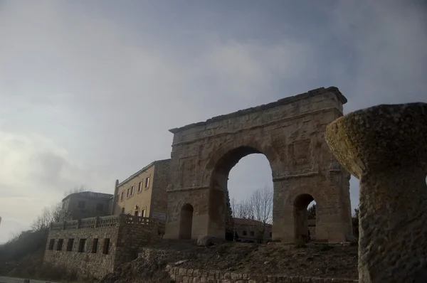 Medinaceli арки римських століття ii, Сорія. Іспанія (лише в Іспанії три отвори — стокове фото
