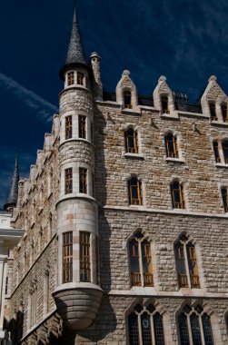 Casa botines, gaudi Leon. İspanya