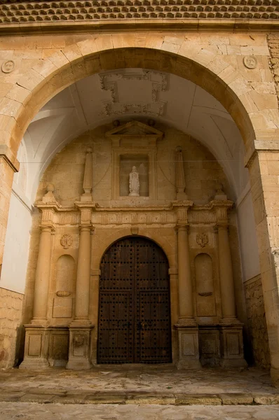 San Antonio abad Kirche in El Toboso. Spanien. Platereske Kirche. zitiert in q — Stockfoto