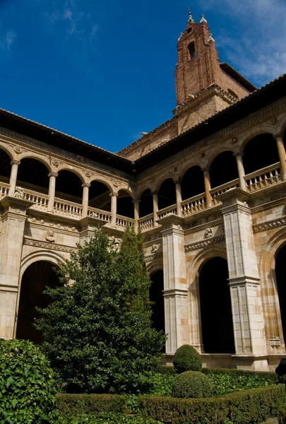Kościół San marcos leon. Hiszpania — Zdjęcie stockowe