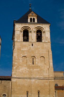 Gerçek Basilica de San Isidoro Leon (çan). İspanya