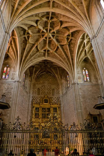 Rektor kupolen och altare av klostret san marcos. Leon, Spanien — Stockfoto
