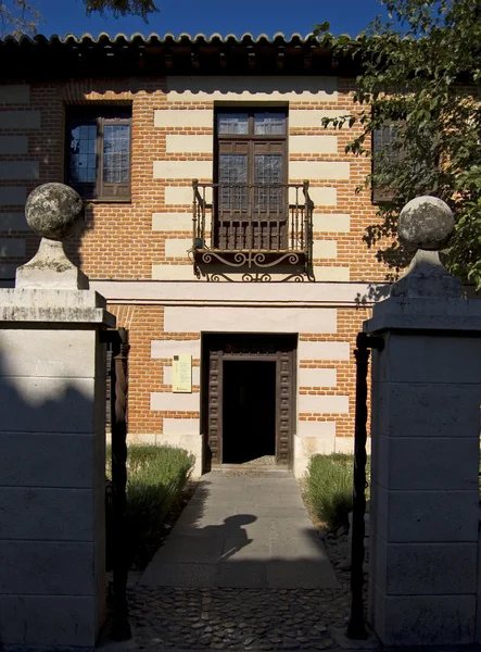 塞万提斯的阿尔卡拉德埃纳雷斯，马德里的房子。西班牙 — 图库照片