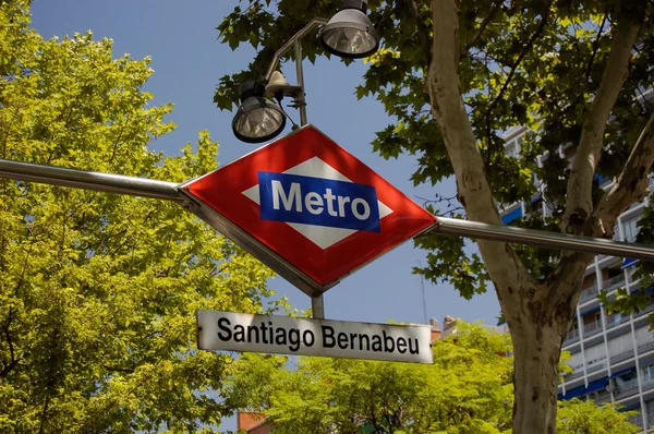 Logotipo do metro madrid — Fotografia de Stock