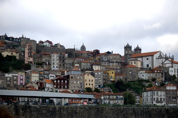 Vue de Porto depuis le fleuve Douro. Porto, Portugal — Photo