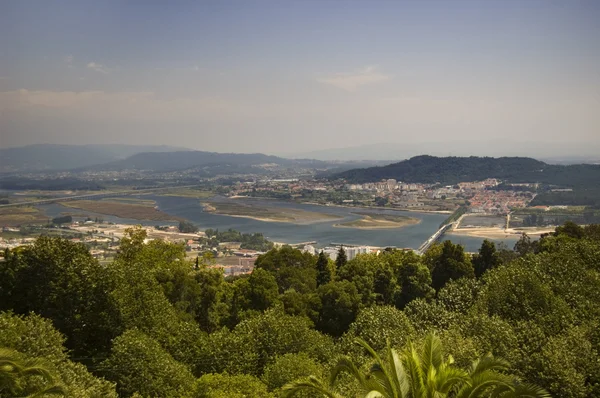 La colline de Santa Luzia. Viana do Castelo et Lima vue sur la rivière, Portugal — Photo